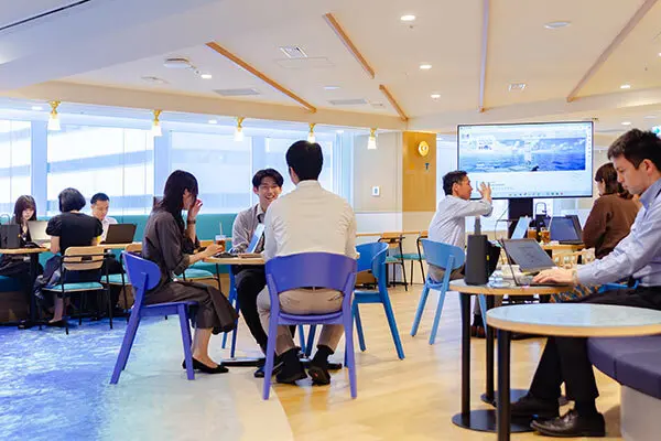 日中の社員食堂のようす