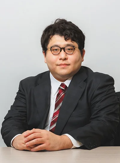 t-akabane