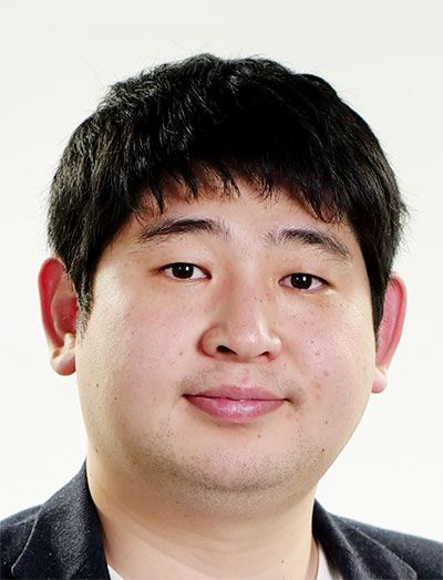 プロフィール