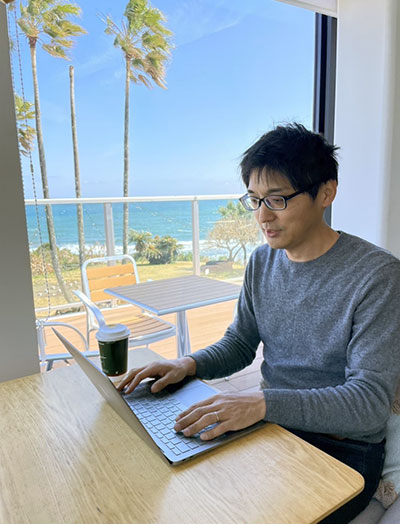 宮崎県日向市でワーケーション中の入江さん